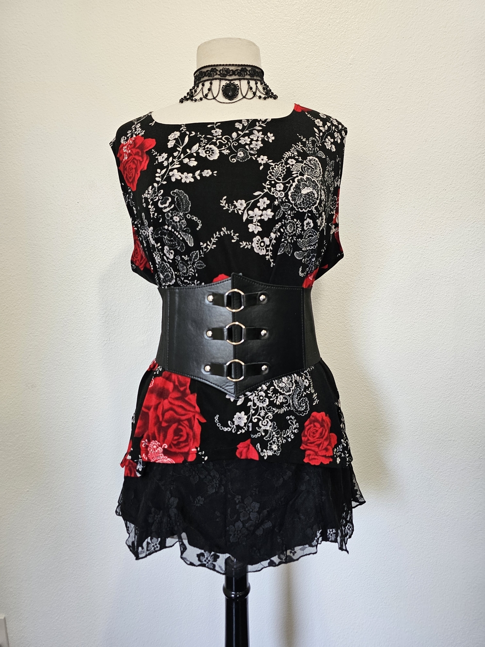 Y2K Black Floral Blouse w/ Red Rose Print